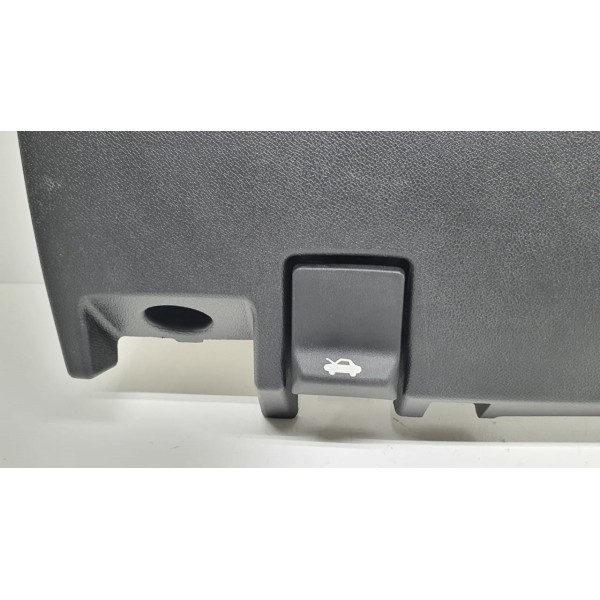 Acabamento Painel Com Botão De Abertura Do Capô Equinox 2018