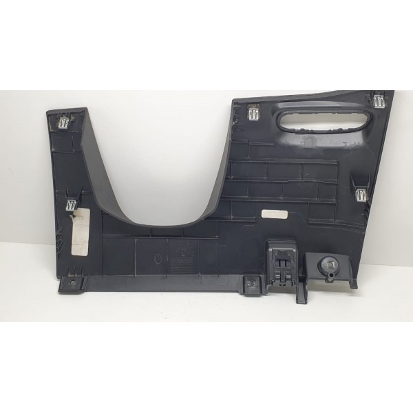 Acabamento Painel Com Botão De Abertura Do Capô Equinox 2018