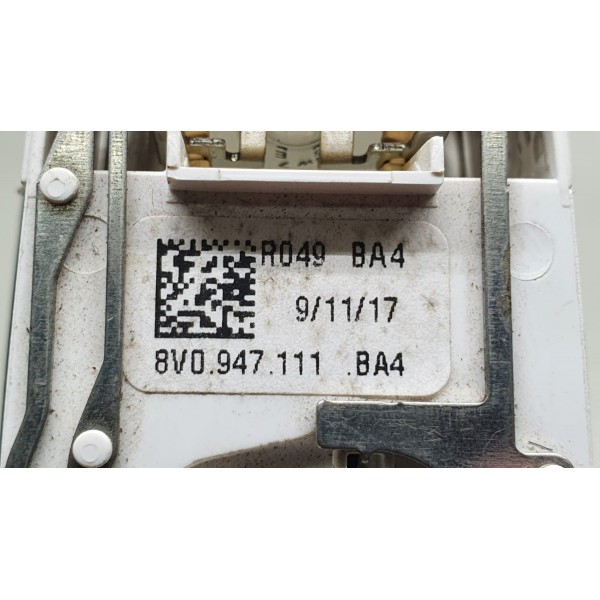 Luz De Teto Traseira Audi A3 2015 Cód. 8v0947111