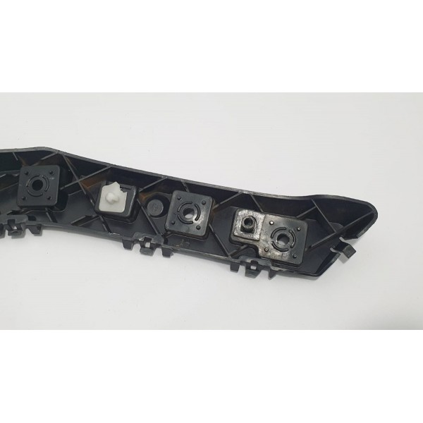 Guia Para-choque Tras Esq Ford Fusion Titanium 2.0 2017