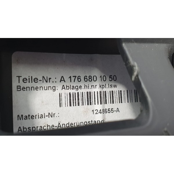 Acabamento Central Traseiro Mercedes Benz A 200 2015 