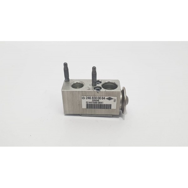 Válvula De Expansão Mercedes Benz A 200 2015 Cód A2468300084