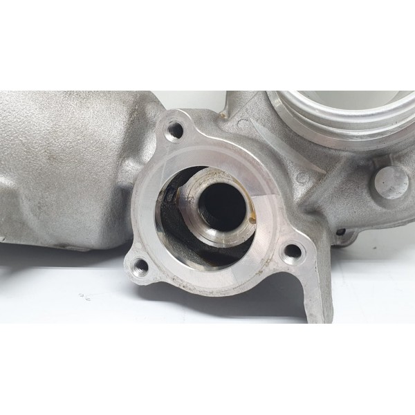Caixa Fria Da Turbina Mercedes Benz A 200 2015 A2700902780