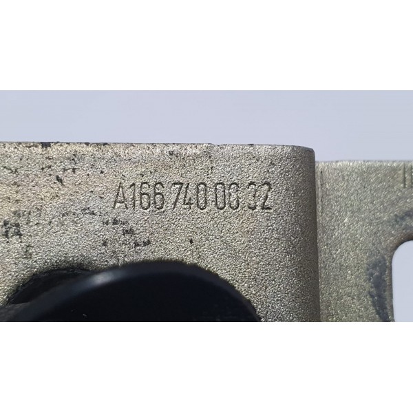 Batente Da Porta Mercedes Benz A 200 2015 Cód. A1667400032