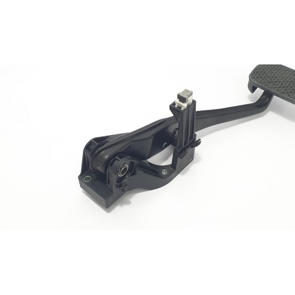 Pedal Do Freio Mercedes Benz A 200 2015 Cód. A2462900501
