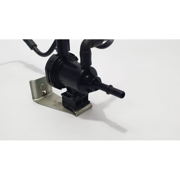 Válvula Canister Mercedes Benz A 200 2015 Cód. A0014760532