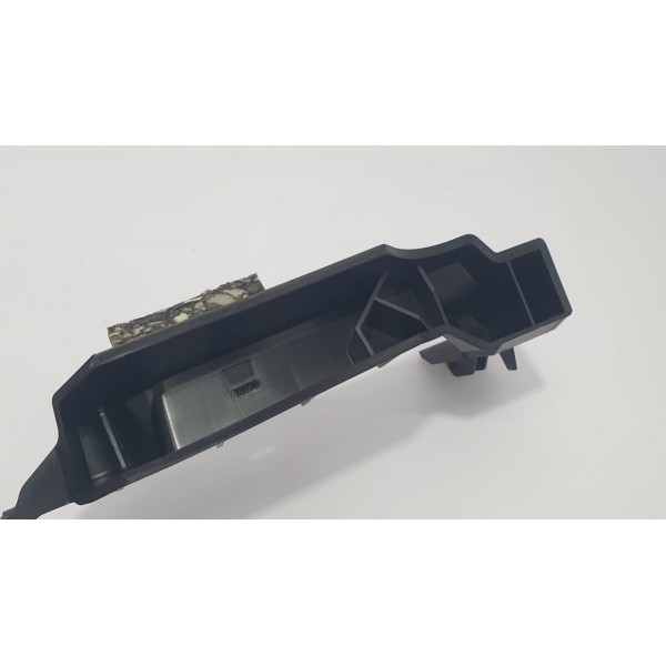 Bracket/suporte Peugeot 3008 1.6 Thp 2018 Cód. 9810516980