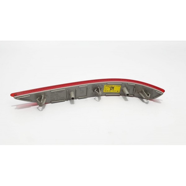Refletor Lanterna Esquerda Parachoque Gm Equinox Premier 19 Vermelho