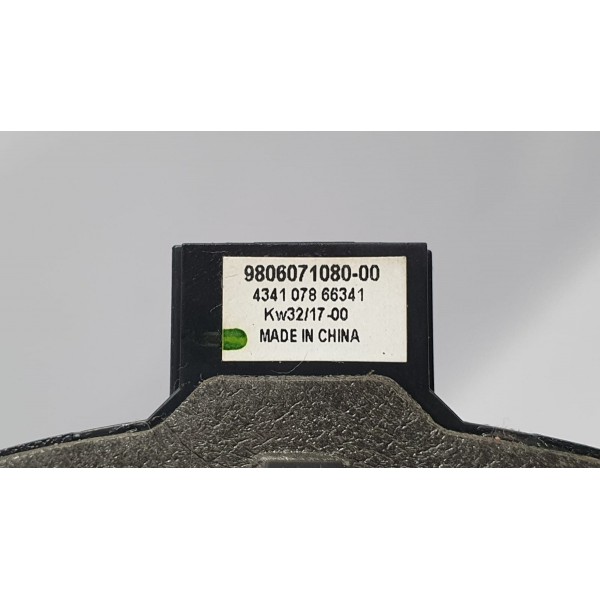 Alto Falante Peugeot 3008 1.6 Thp 2018 Cód. 9806071080 Preto