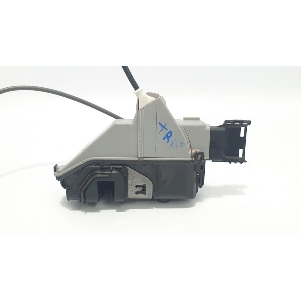 Fechadura Porta Traseira Esquerda Peugeot 3008 1.6 Thp 2018