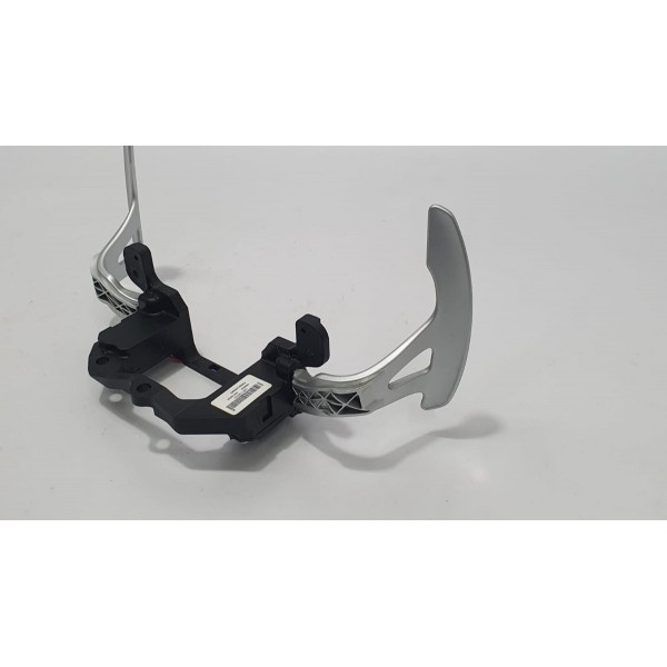 Paddle Shift Mitsubishi Eclipse Cross Hpe-s 4x2 2019 C68269 Prateado