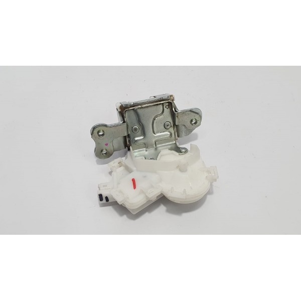Fechadura Porta-mala Mitsubishi Eclipse Cross Hpe-s 4x2 2019