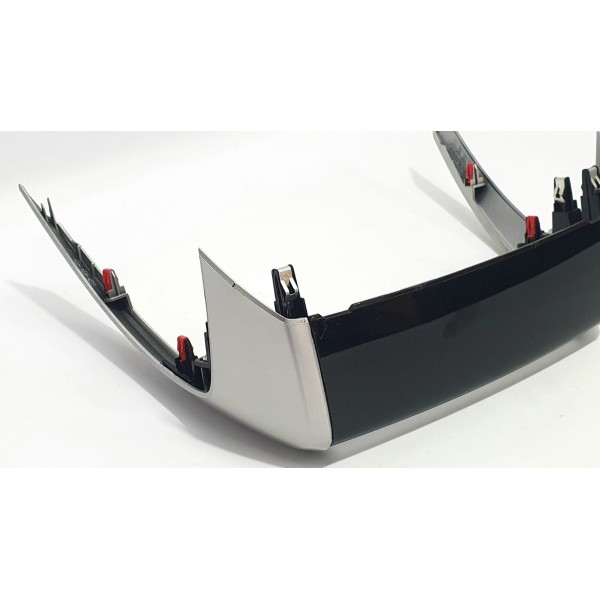 Moldura Painel Central Mitsubishi Eclipse Cross Hpe-s 2019