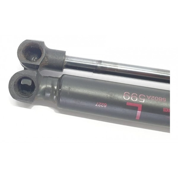 Amortecedor Tampa Porta-malas Mitsubishi Outlander 2016