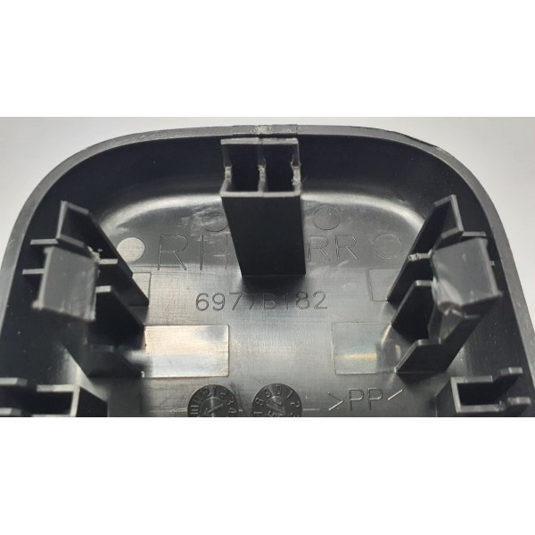 Acabamento Trilho Banco Direito Mitsubishi Eclipse Cross 19