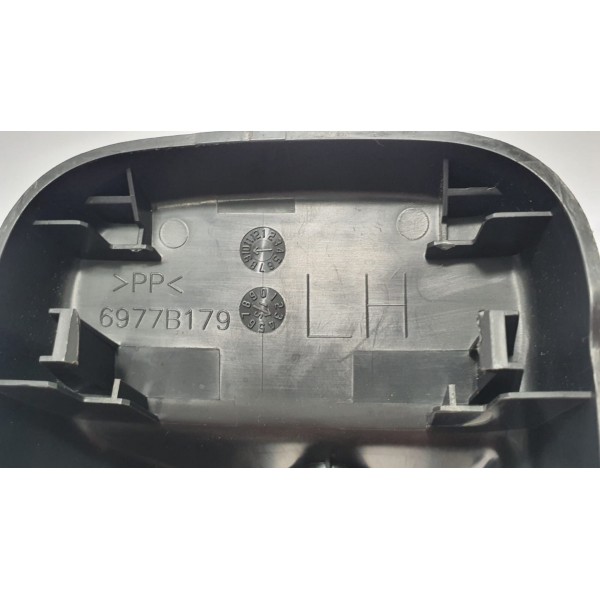 Acabamento Trilho Banco Esquerdo Mitsubishi Eclipse Cross 19