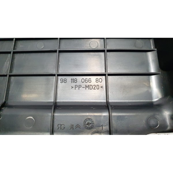 Capa Acabamento Peugeot 3008 1.6 Thp 2018 Cód. 9811806680