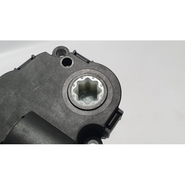 Motor Atuador Caixa De Ventilação Mercedes Benz C200 2016