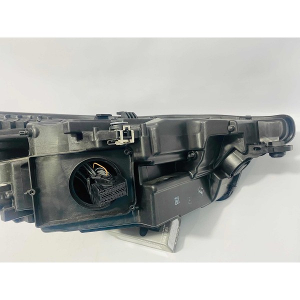 Farol Esquerdo Audi E-tron 2022 4ke941781 Esquerdo