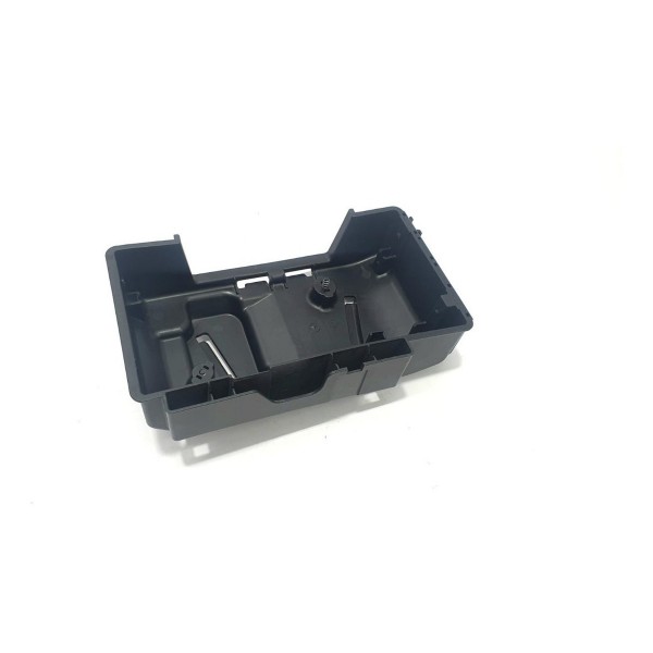 Suporte Base Caixa De Fusíveis Mercedes Benz C200 2016