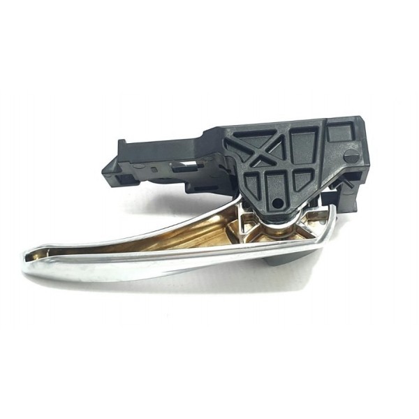 Maçaneta Interna Porta Esquerda Toyota Rav4 Hybrid 2020 Dianteira/traseira