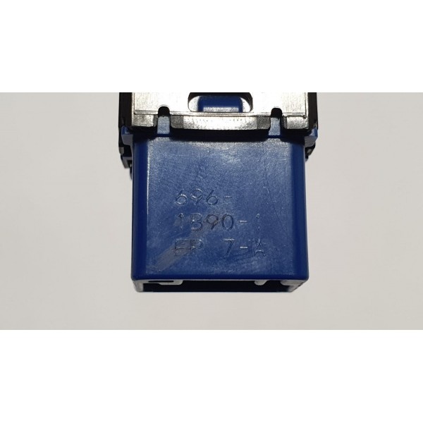 Botão Abertura Porta-malas Toyota Rav4 Hybrid 2020