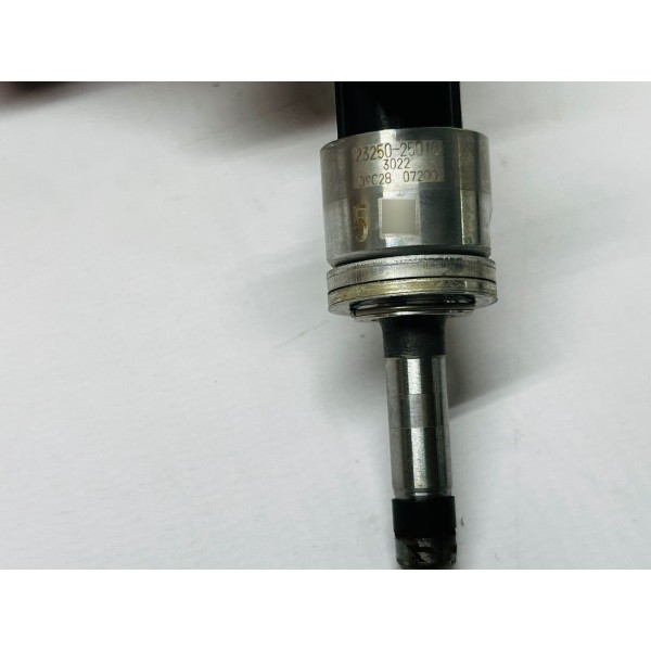 Bico Injetor Da Alta Toyota Rav4 Hybrid 2020 Cód. 2325025010