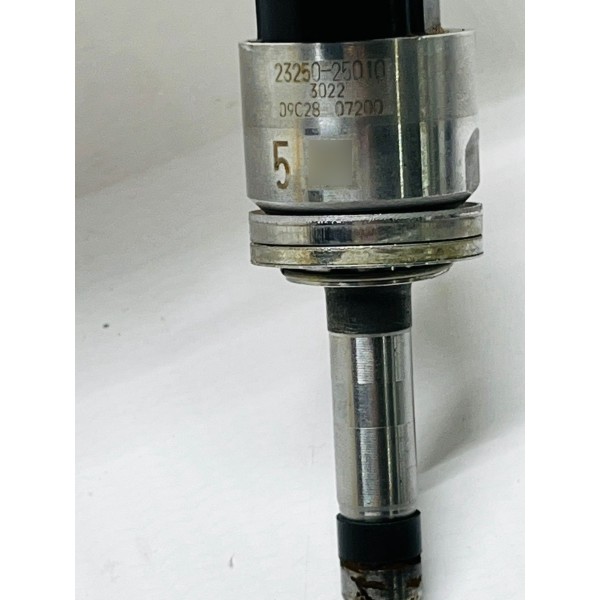 Bico Injetor Da Alta Toyota Rav4 Hybrid 2020 Cód. 2325025010