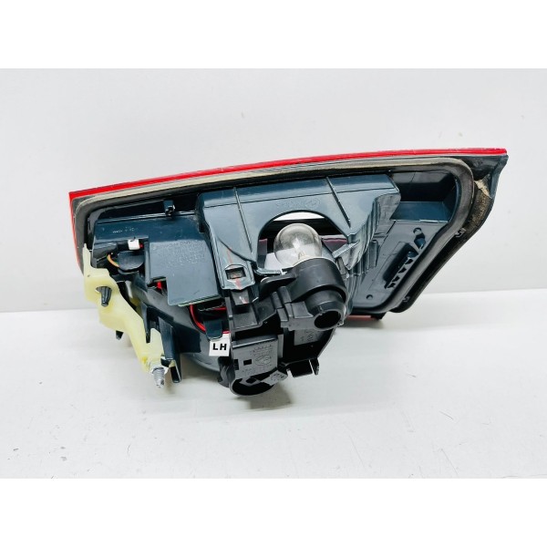 Lanterna Tampa Traseira Esquerda Bmw 320i F30 2014 Esquerdo Vermelho