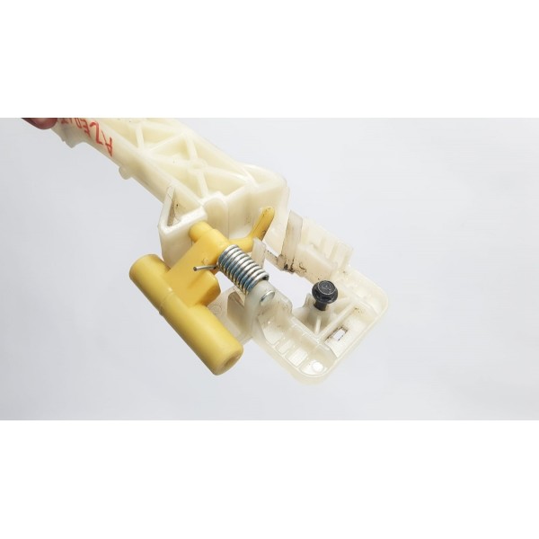 Suporte De Maçaneta Traseiro Direito Hyundai Azera 3.6 2011 Branco