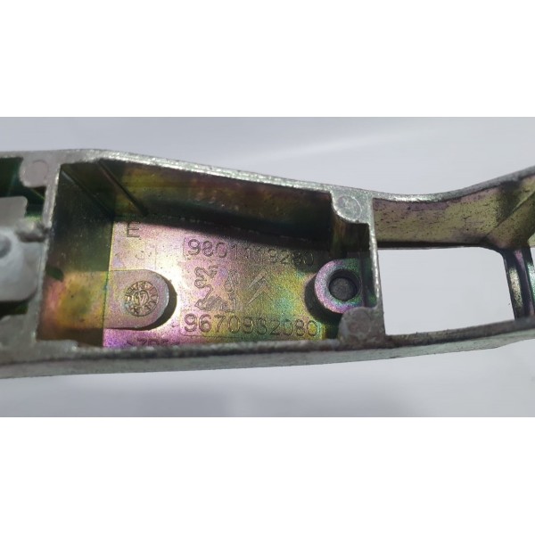 Suporte Maçaneta Traseira Esquerda Peugeot 308 Thp 2015 Preto