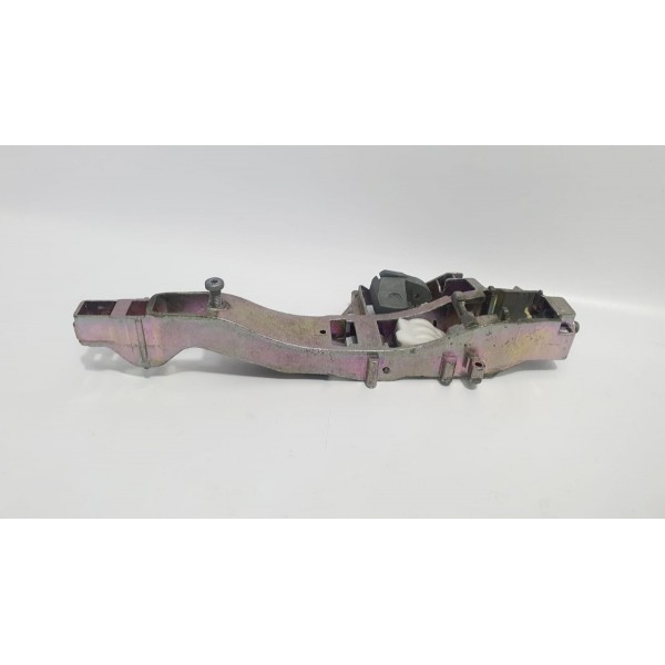 Suporte Maçaneta Traseira Esquerda Peugeot 308 Thp 2015 Preto