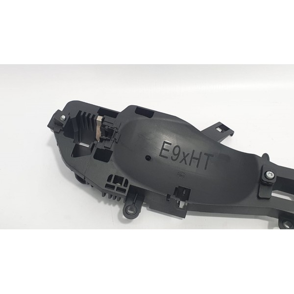 Suporte Maçaneta Direita Bmw 320i/325i/330i/335i/m3 E90 2010 Preto