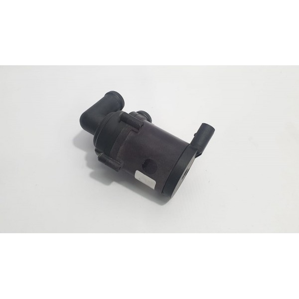 Bomba De Água Auxiliar Vw Touareg V8 2011 