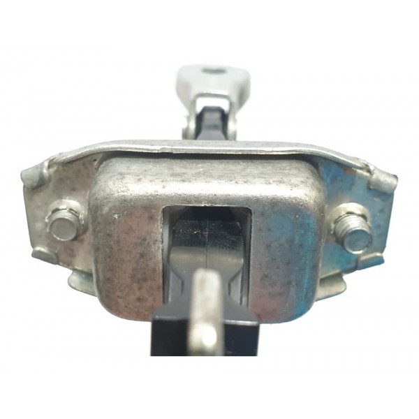 Limitador De Porta Traseiro Direito Outlander 3.0 Hpe-s 2018