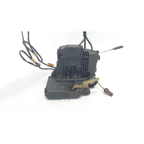 Fechadura Dianteira Esquerda Mercedes Benz C240 2002