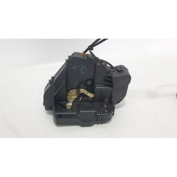 Fechadura Traseira Direita Mercedes Benz C240 2002