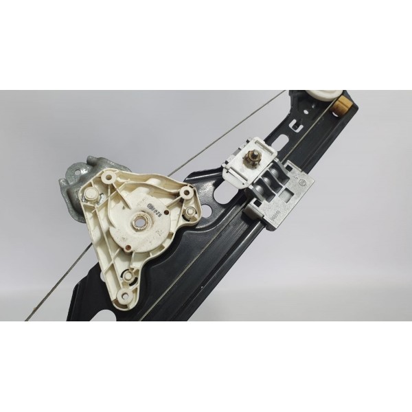 Máquina De Vidro Traseira Direita Mercedes Benz C240 2002