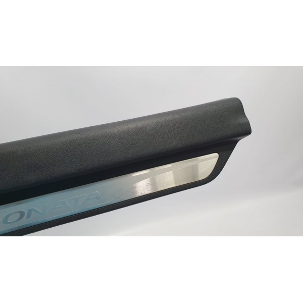 Acabamento Soleira Dianteira Direita Hyundai Sonata 2.4 2012