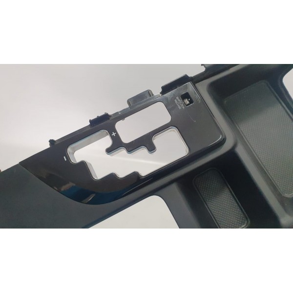 Moldura Console Central Painel Hyundai Sonata 2.4 12 C/ Det.