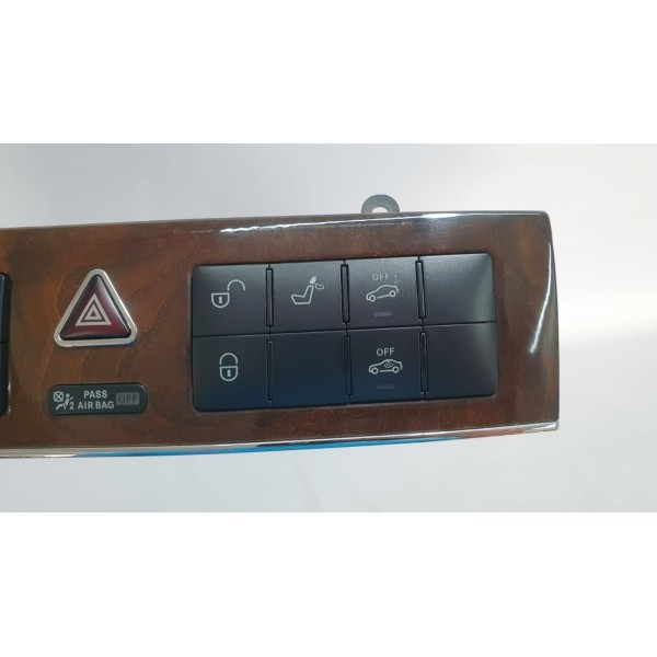 Botão De Alerta Com Moldura Mercedes Benz C200 2006 