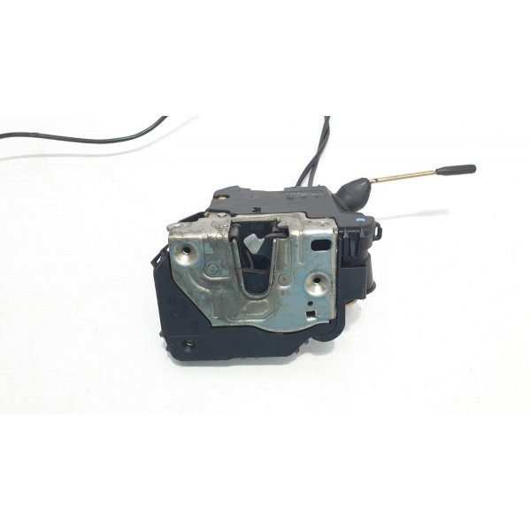 Fechadura Porta Dianteira Direita Mercedes Benz C200 2006