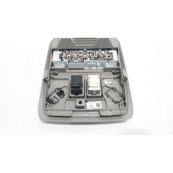 Luz Cortesia Teto Console Central Chevrolet Tracker 1.4t 17