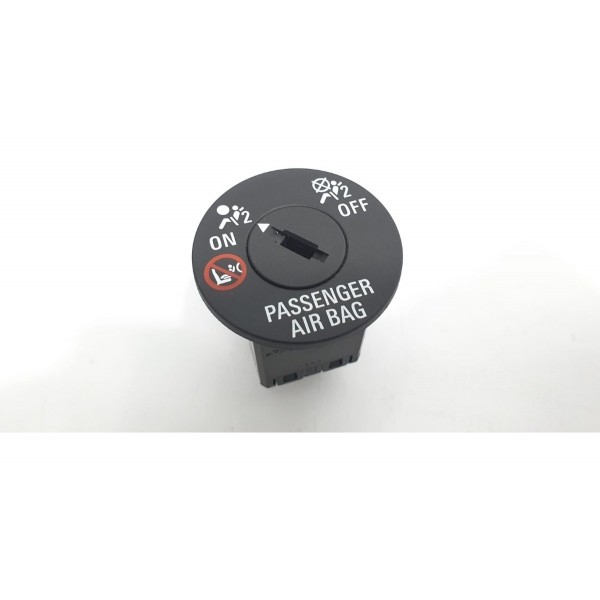 Botão Airbag Passageiro Gm Chevrolet Tracker 1.4t 2017