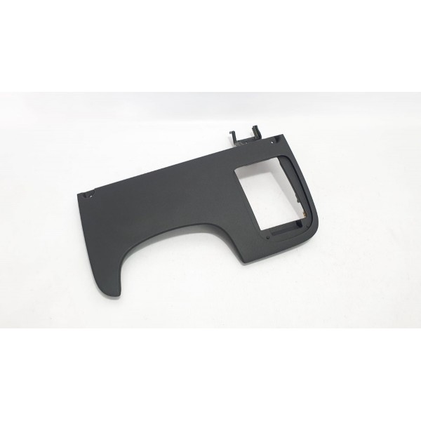 Moldura Painel Porta Objetos Gm Chevrolet Tracker 1.4t 2017 Preto