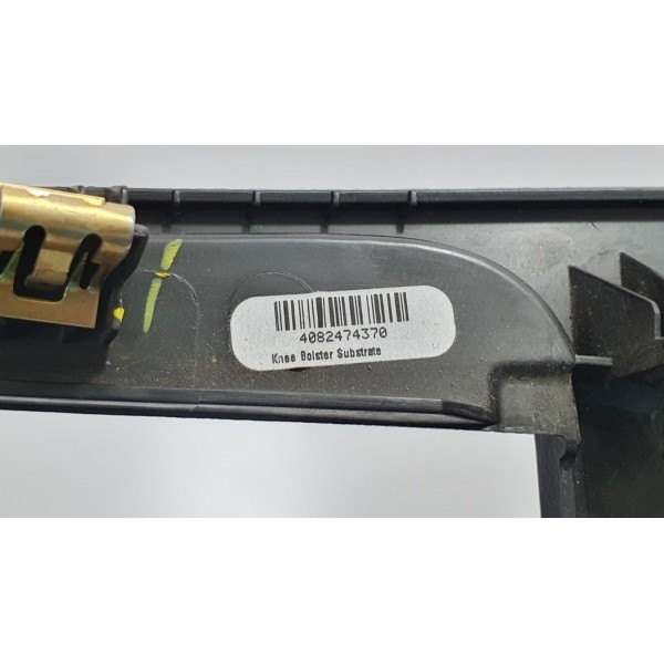 Moldura Painel Porta Objetos Gm Chevrolet Tracker 1.4t 2017 Preto