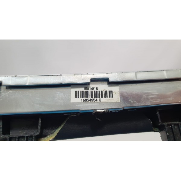 Acabamento Couro Console Central Chevrolet Tracker 1.4t 2017