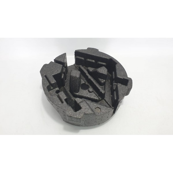 Suporte Recipiente Macaco Gm Chevrolet Tracker 1.4t 2017