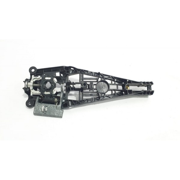 Suporte Maçaneta Dianteira Direita Chevrolet Tracker 1.4t 17 Preto