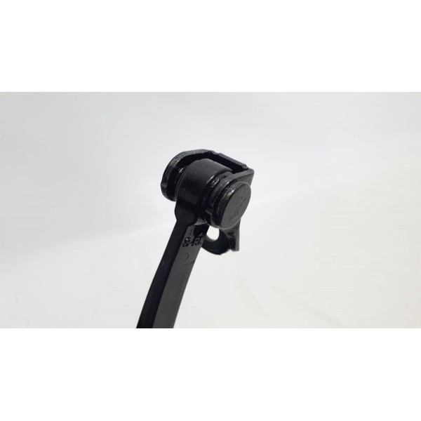 Limitador De Porta Gm Chevrolet Tracker 1.4t 2017 